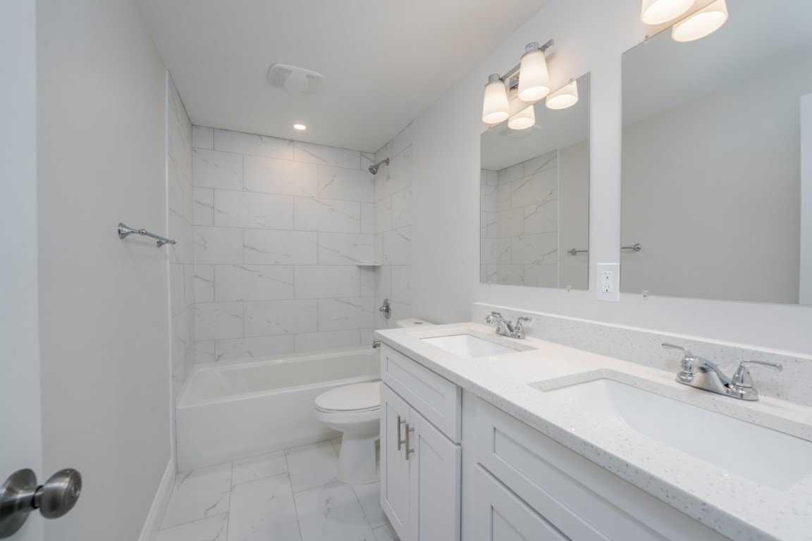 Bathroom (Medium) (1)