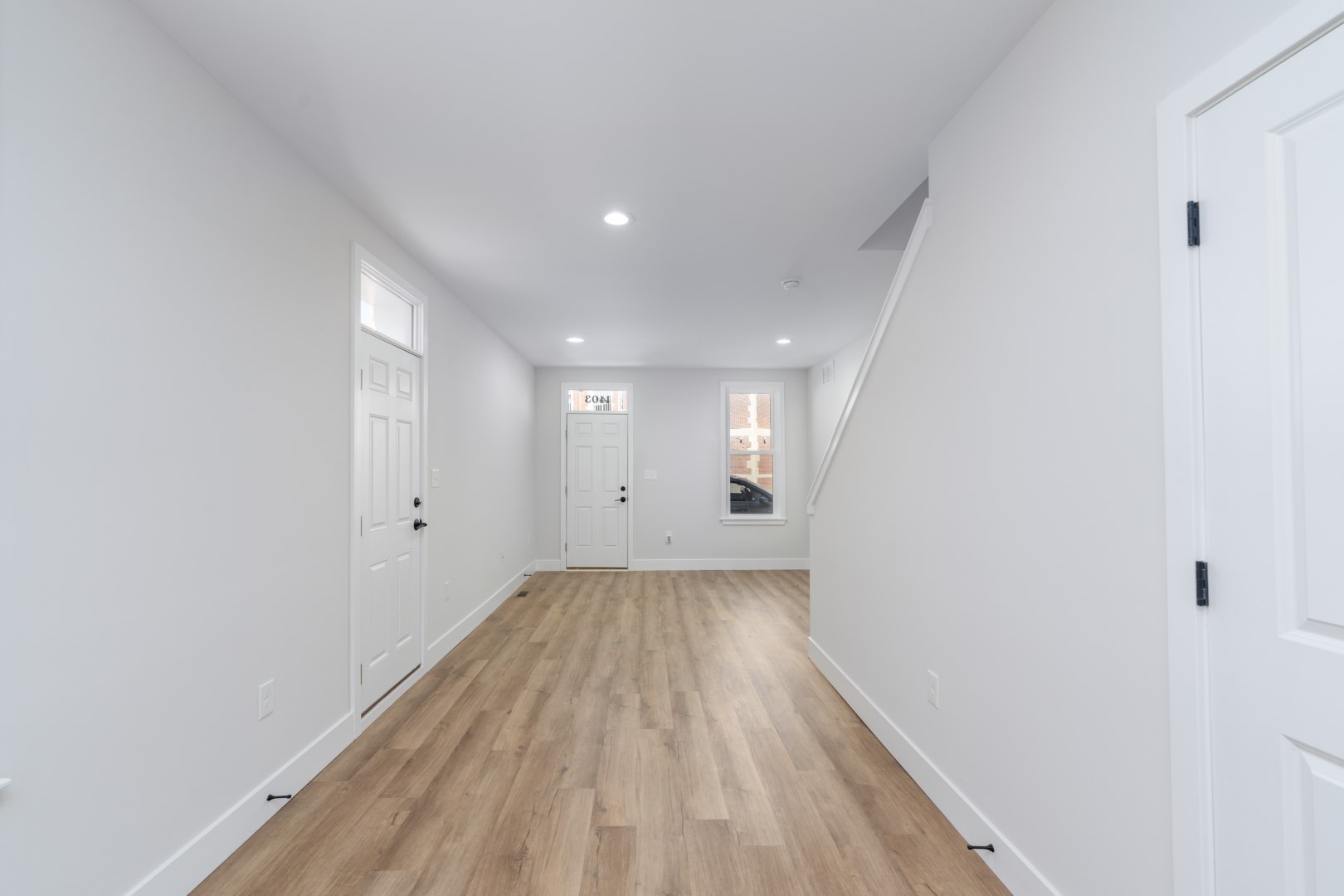 Living Room-5 (Large)